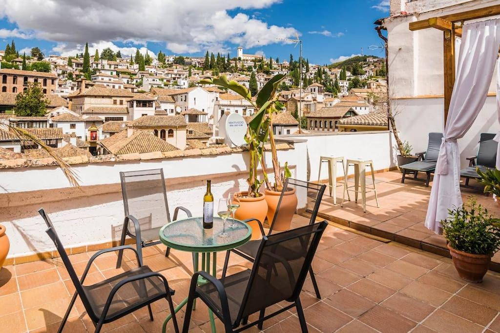 Апартаменты Cosy Loft With Amazing Terrace & Spectacular Views Гранада Экстерьер фото